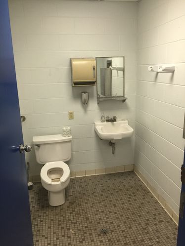 Free Standing Retail Warehouse- Highway 98: 1820 W 15th St, Panama City, FL 32401